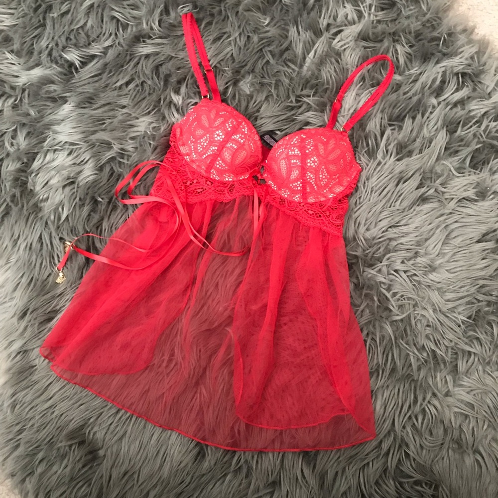 Victoria’s Secret valentine red sexy nightie 🌸